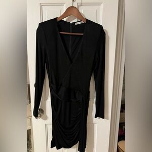 Alice and Olivia dress with zipper in the back